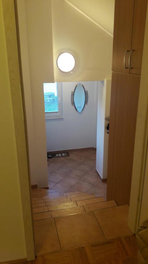 Apartment Kranj - Huge Terrace, Free P, Wi - Fi, Ac Extérieur photo