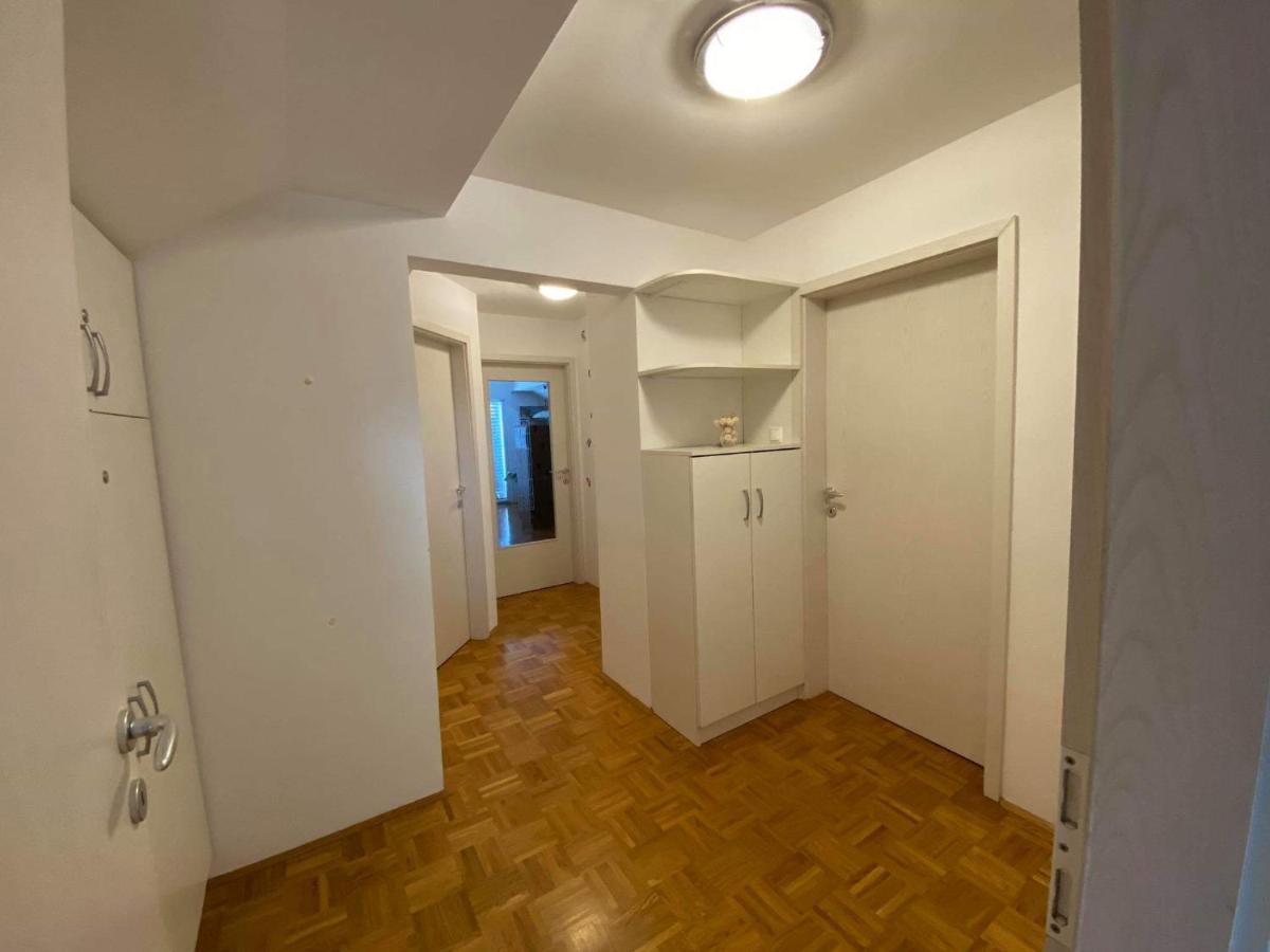 Apartment Kranj - Huge Terrace, Free P, Wi - Fi, Ac Extérieur photo
